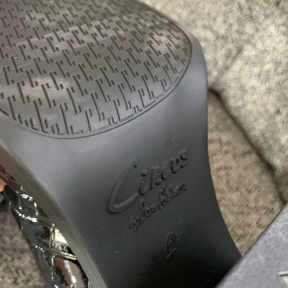 LIKE NEW Circus NY Layla Bootie by Sam Edelman - Picture 11 of 14